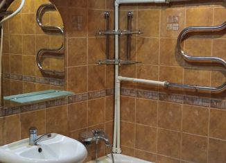 Продам 1-ком. квартиру, 35 м2, поселок городского типа Промышленная, Механическая улица, 1