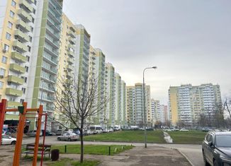 3-ком. квартира на продажу, 77.5 м2, Краснодар, улица Академика Лукьяненко, 18, микрорайон Микрохирургии глаза