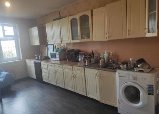 Продаю 4-ком. квартиру, 94.1 м2, Казань, проспект Ямашева, 35, Ново-Савиновский район