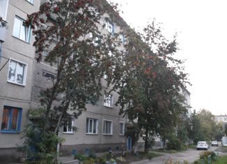 Продаю 3-ком. квартиру, 58.8 м2, село Криводановка, Микрорайон, 17