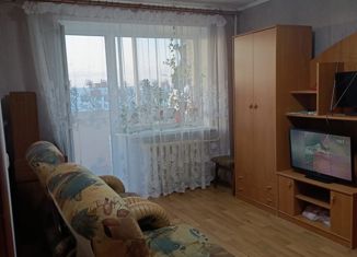 Продам 2-ком. квартиру, 48 м2, Тольятти, улица Есенина, 12