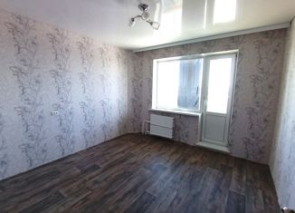 Продаю 2-ком. квартиру, 53 м2, Омск, улица Котельникова, 12, Ленинский округ