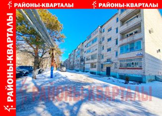 Продаю 2-ком. квартиру, 49.2 м2, Спасск-Дальний, Краснознамённая улица, 37А