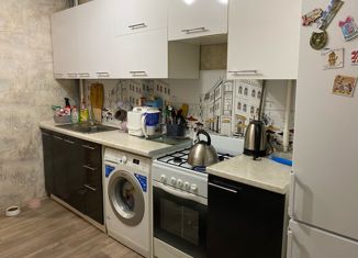 Продаю двухкомнатную квартиру, 50 м2, Волжск, улица Чапаева, 19А