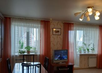 Продается 4-ком. квартира, 94 м2, Новосибирск, метро Золотая Нива, улица Толбухина, 23
