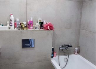 Продается двухкомнатная квартира, 55 м2, Самара, проспект Кирова, 71, метро Юнгородок