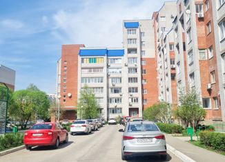 Продам однокомнатную квартиру, 38 м2, Тольятти, улица Полякова, 26, Автозаводский район
