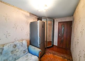 Трехкомнатная квартира на продажу, 52.9 м2, Находка, Центральная улица, 8