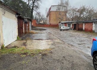Продаю гараж, 30 м2, Саров, улица Ушакова, 14