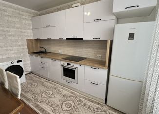 Продается двухкомнатная квартира, 59.5 м2, Сибай, улица Булякова, 1/1