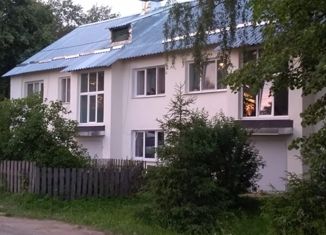 Продажа 2-комнатной квартиры, 38 м2, поселок Красный Октябрь, Советская улица, 1