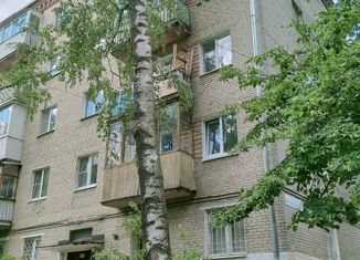 Продам 1-ком. квартиру, 28 м2, Дзержинский, улица Лермонтова, 2
