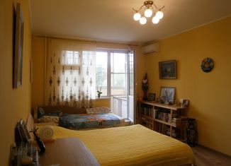 Продажа 3-комнатной квартиры, 80.9 м2, деревня Голубое, Родниковая улица, 5