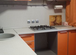 Продам однокомнатную квартиру, 38 м2, Саратов, улица имени П.М. Зыбина, 4, жилой район Солнечный-2