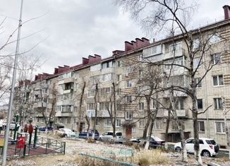 Продается 3-ком. квартира, 51 м2, Артём, улица Фрунзе, 44