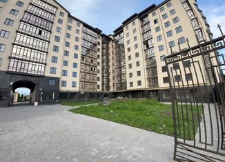 Продажа 3-ком. квартиры, 280 м2, Назрань, Московская улица, 28