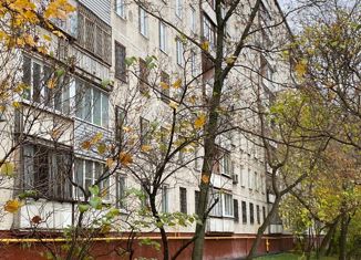 Продаю 3-ком. квартиру, 57.7 м2, Москва, Полтавская улица, 2, Полтавская улица