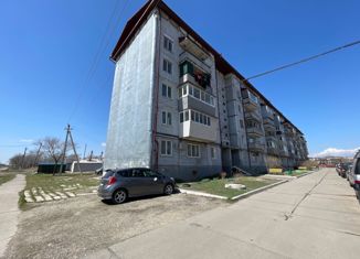 Двухкомнатная квартира на продажу, 52 м2, село Воздвиженка, улица Жуковского, 4