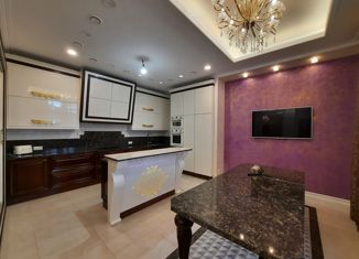 Продам 4-ком. квартиру, 150 м2, Архангельск, Воскресенская улица, 59