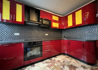 Продаю 2-ком. квартиру, 52 м2, Москва, Ставропольская улица, 52к1, метро Люблино