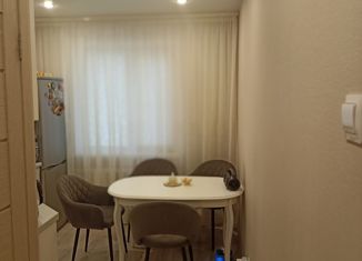 Продаю трехкомнатную квартиру, 72.4 м2, Воронеж, Ленинский район, улица Кропоткина, 1