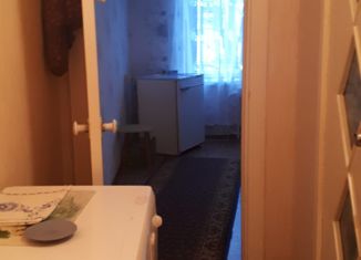 Продаю 3-ком. квартиру, 63 м2, Новоуральск, Советская улица, 19