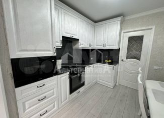 Продается 3-комнатная квартира, 75 м2, Кисловодск, Главная улица, 76