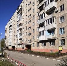Двухкомнатная квартира на продажу, 42.7 м2, Омск, проспект Менделеева, 33