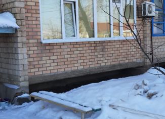 Продаю трехкомнатную квартиру, 60.5 м2, посёлок Саракташ, улица Геологов, 2
