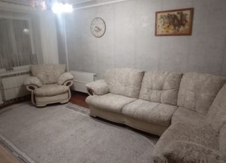 Продам 3-ком. квартиру, 59.8 м2, село Тасеево, Краснопартизанская улица, 22