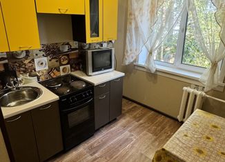 Продается 1-ком. квартира, 32 м2, Братск, Пихтовая улица, 28
