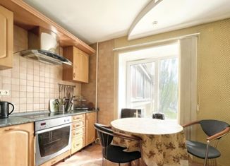 Продам 2-ком. квартиру, 52 м2, Москва, Борисовский проезд, 16, Борисовский проезд