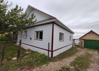 Продаю дом, 61.6 м2, деревня Кызыл-Буляк, Центральная улица