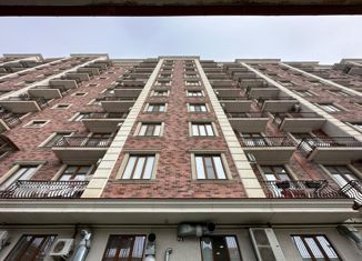 Продам пятикомнатную квартиру, 352.7 м2, Махачкала, улица Азиза Алиева, 18, Советский район