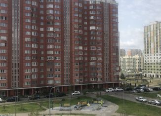 Продаю 2-комнатную квартиру, 58 м2, Москва, улица Вертолётчиков, 4к6