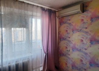 Продается 1-комнатная квартира, 32.7 м2, Тольятти, улица Лизы Чайкиной, 56, Комсомольский район