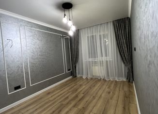 Продам 3-ком. квартиру, 73.9 м2, посёлок городского типа Энем, Молодёжная улица, 40
