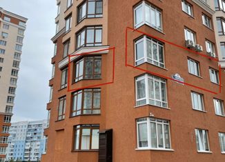 Продам трехкомнатную квартиру, 80.7 м2, Кемерово, Московский проспект, 18к2, ЖК Цветной Бульвар