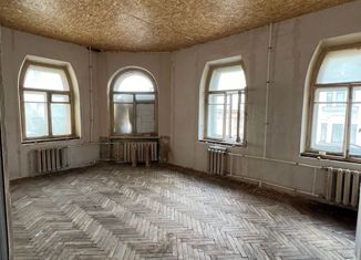 Трехкомнатная квартира на продажу, 105 м2, Санкт-Петербург, Большой проспект Петроградской стороны, 86