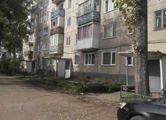 Продаю 1-ком. квартиру, 30 м2, поселок городского типа Шушенское, 3-й микрорайон, 2