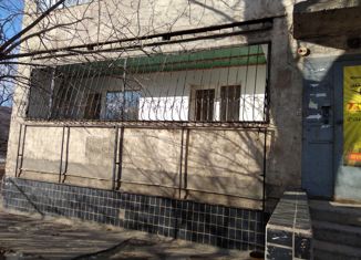 Продаю офис, 31 м2, Волжский, улица Химиков, 1А