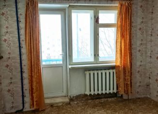 Продам 1-ком. квартиру, 46 м2, Новгородская область, улица Зелинского, 14