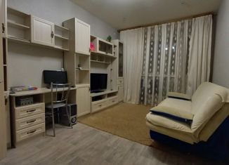 Продается трехкомнатная квартира, 59 м2, Кукмор, улица Маяковского, 19