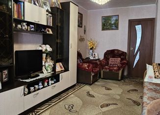 Продажа 2-ком. квартиры, 43 м2, Новотроицк, Зелёная улица, 31