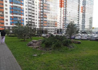 Продаю 1-ком. квартиру, 30.8 м2, Санкт-Петербург, ЖК Полис на Комендантском, Плесецкая улица, 10