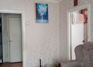 Продается двухкомнатная квартира, 40 м2, Ярославль, улица Большие Полянки, 25, район Нефтестрой