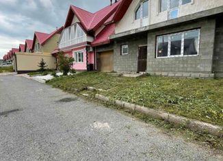 Таунхаус на продажу, 131 м2, посёлок Солонцы, Уютная улица, 2