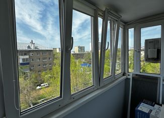 Продается 3-ком. квартира, 43 м2, Оренбургская область, Луговая улица, 84к2