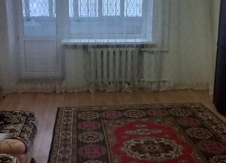 3-комнатная квартира на продажу, 65 м2, Менделеевск, улица Чоловского, 14