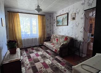 Продам 3-комнатную квартиру, 46 м2, Боровск, Калужская улица, 47